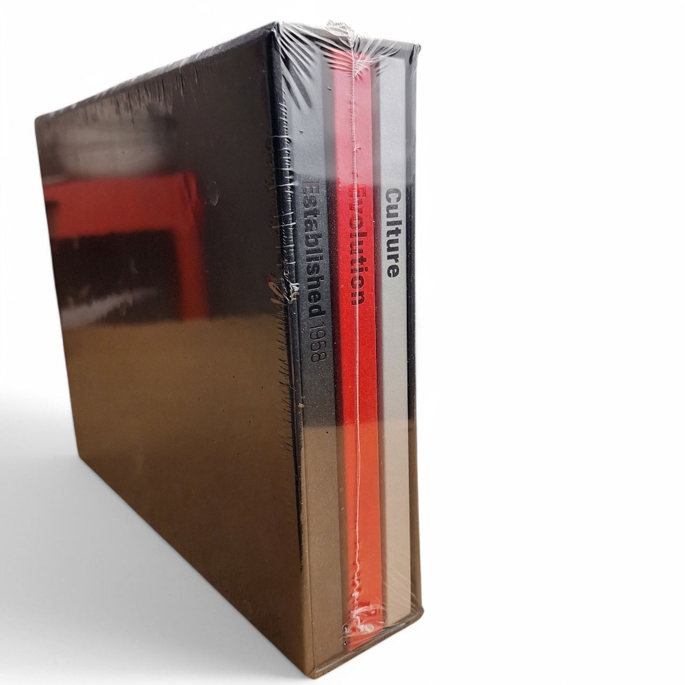 QT Quik Trip Book of Culture Evolution Established 1958 Corporate Series Manual